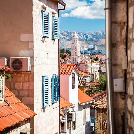 Lara's House By Interhome スプリト