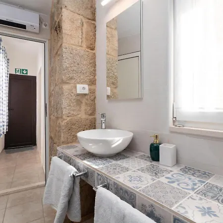 Lara's House By Interhome * Spalato