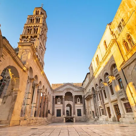 Lara's House By Interhome * Spalato